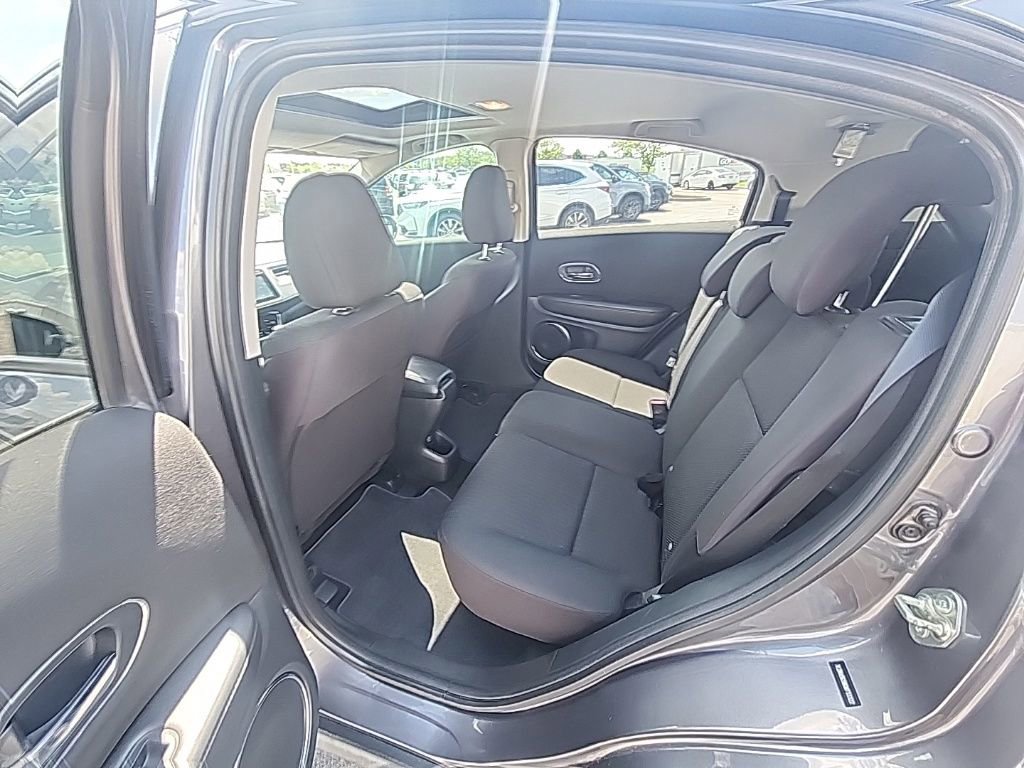 Used 2016 Honda HR-V EX image 24
