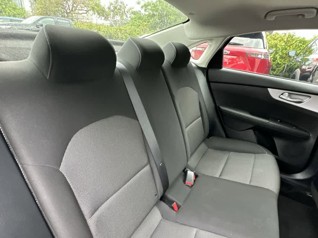 Certified 2024 Kia Forte LXS w/ LXS Technology Package FWD image 26