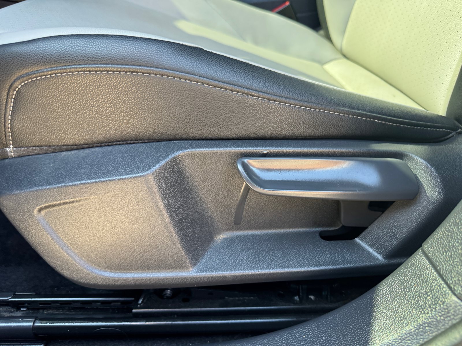 Used 2020 Volkswagen Jetta R-Line FWD image 13