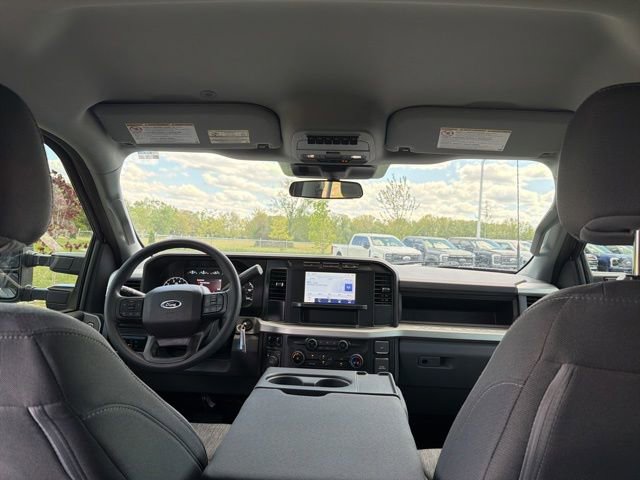 Used 2023 Ford F250 XL w/ STX Appearance Package AWD/4WD image 17