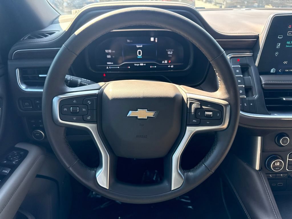 Used 2022 Chevrolet Tahoe LT w/ Luxury Package AWD/4WD image 13