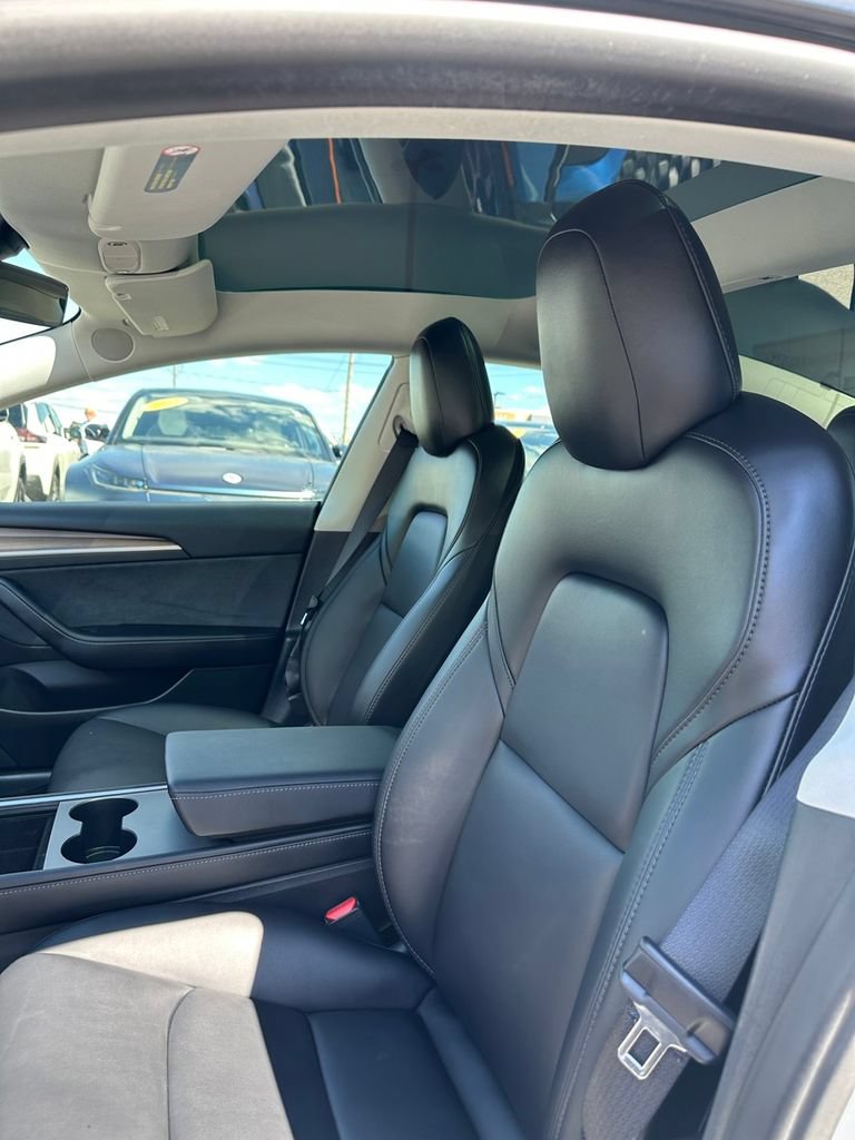 Used 2022 Tesla Model 3 Performance AWD/4WD image 12
