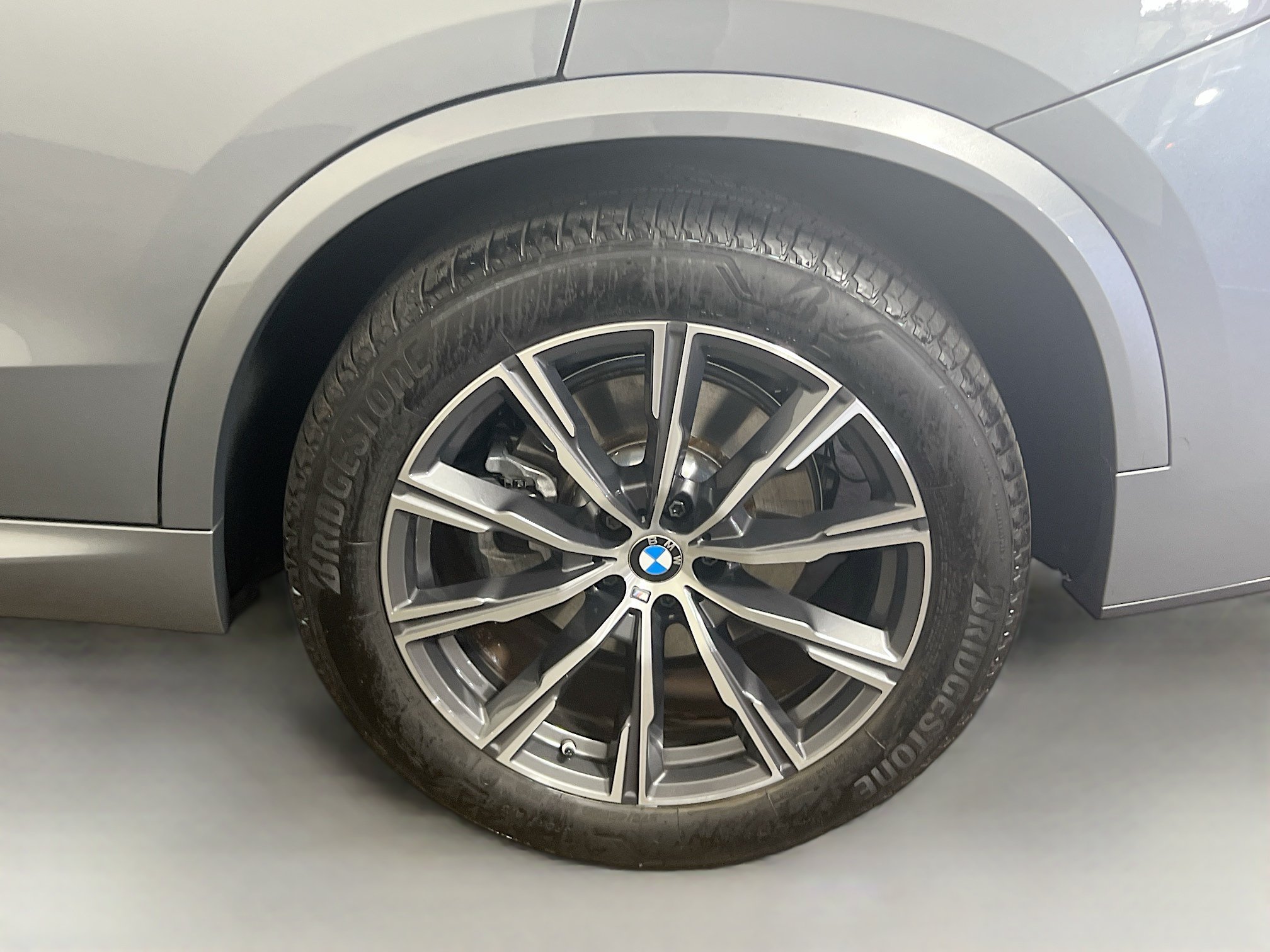 Used 2025 BMW X5 xDrive40i AWD/4WD image 23
