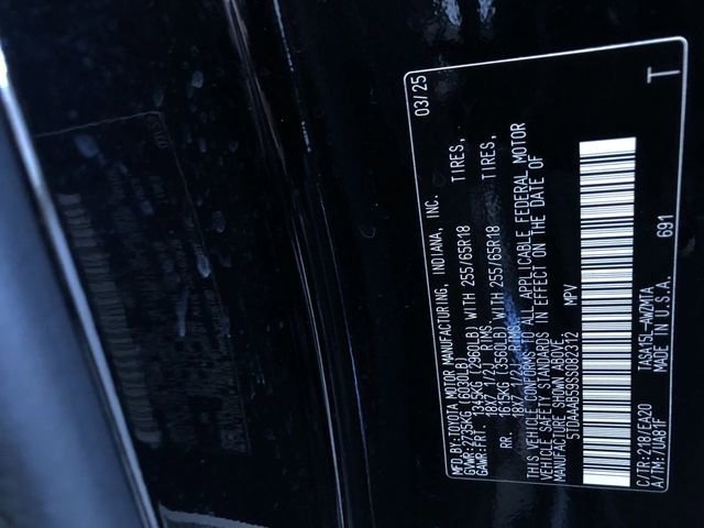 Used 2025 Toyota Grand Highlander AWD image 36