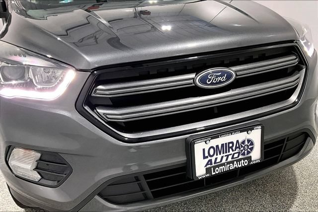 Used 2019 Ford Escape SEL w/ SEL Sport Appearance Package FWD image 43