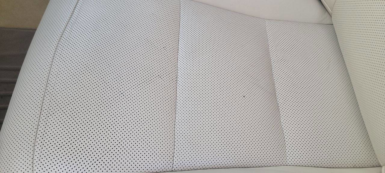 Used 2013 Lexus ES 300h image 29