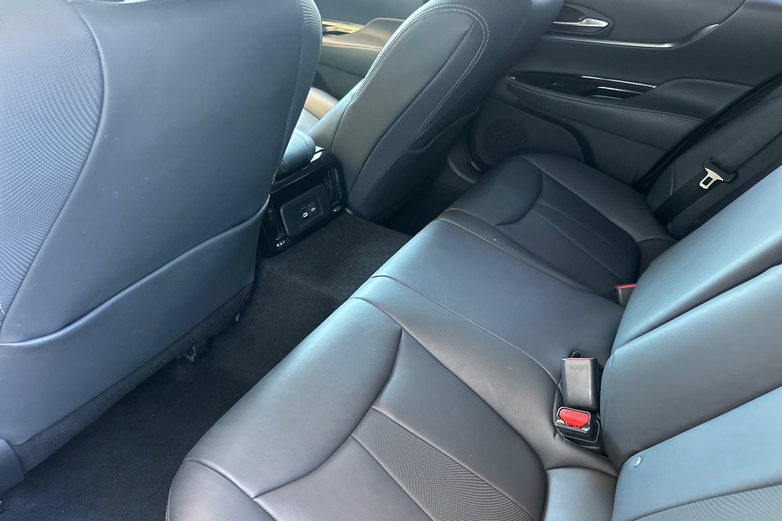 Certified 2023 Toyota Mirai w/ Advanced Technology Package RWD image 15