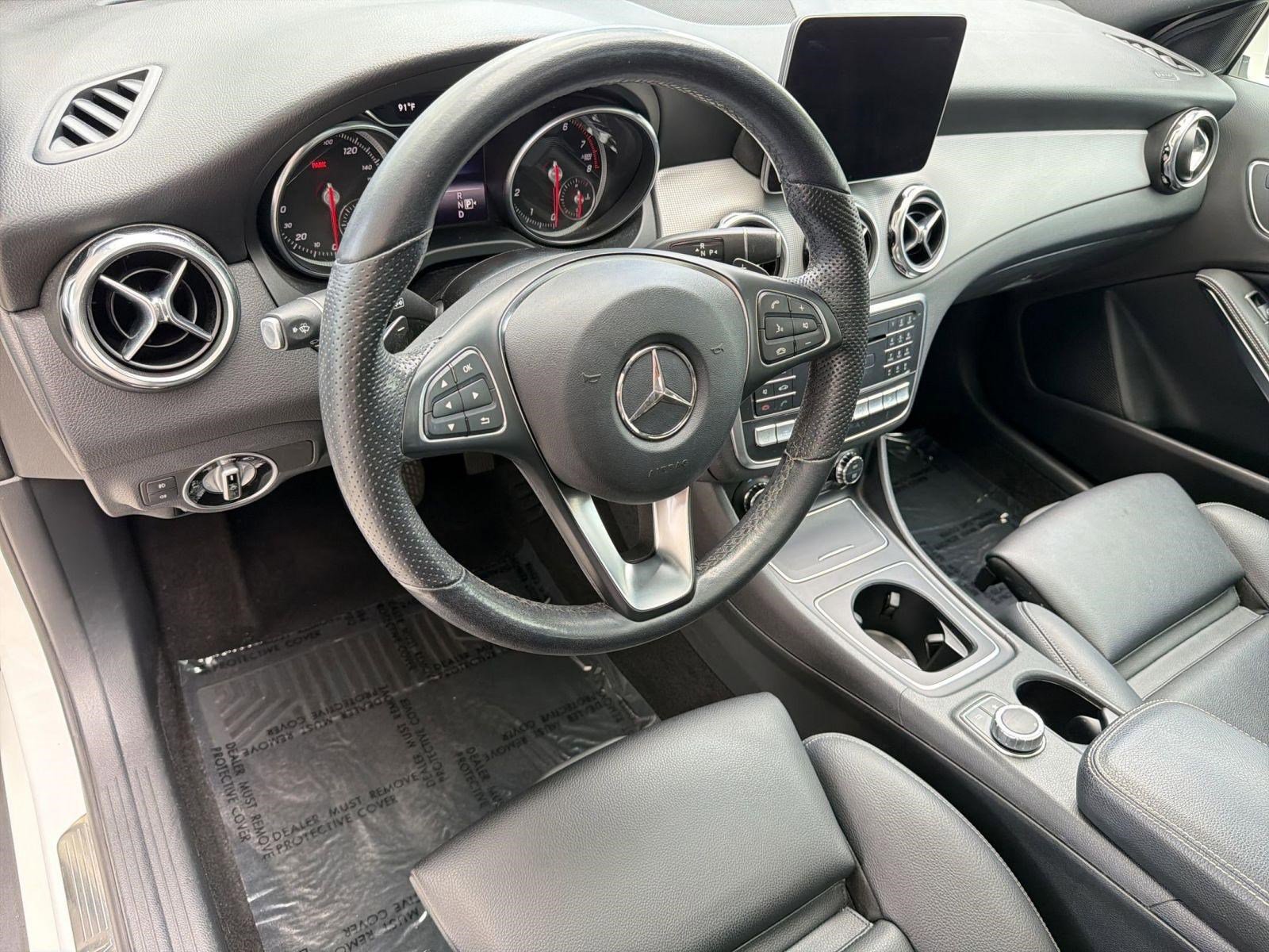 Used 2019 Mercedes-Benz GLA 250 4MATIC image 4