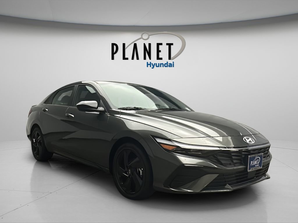 New 2026 Hyundai Elantra SEL Sport