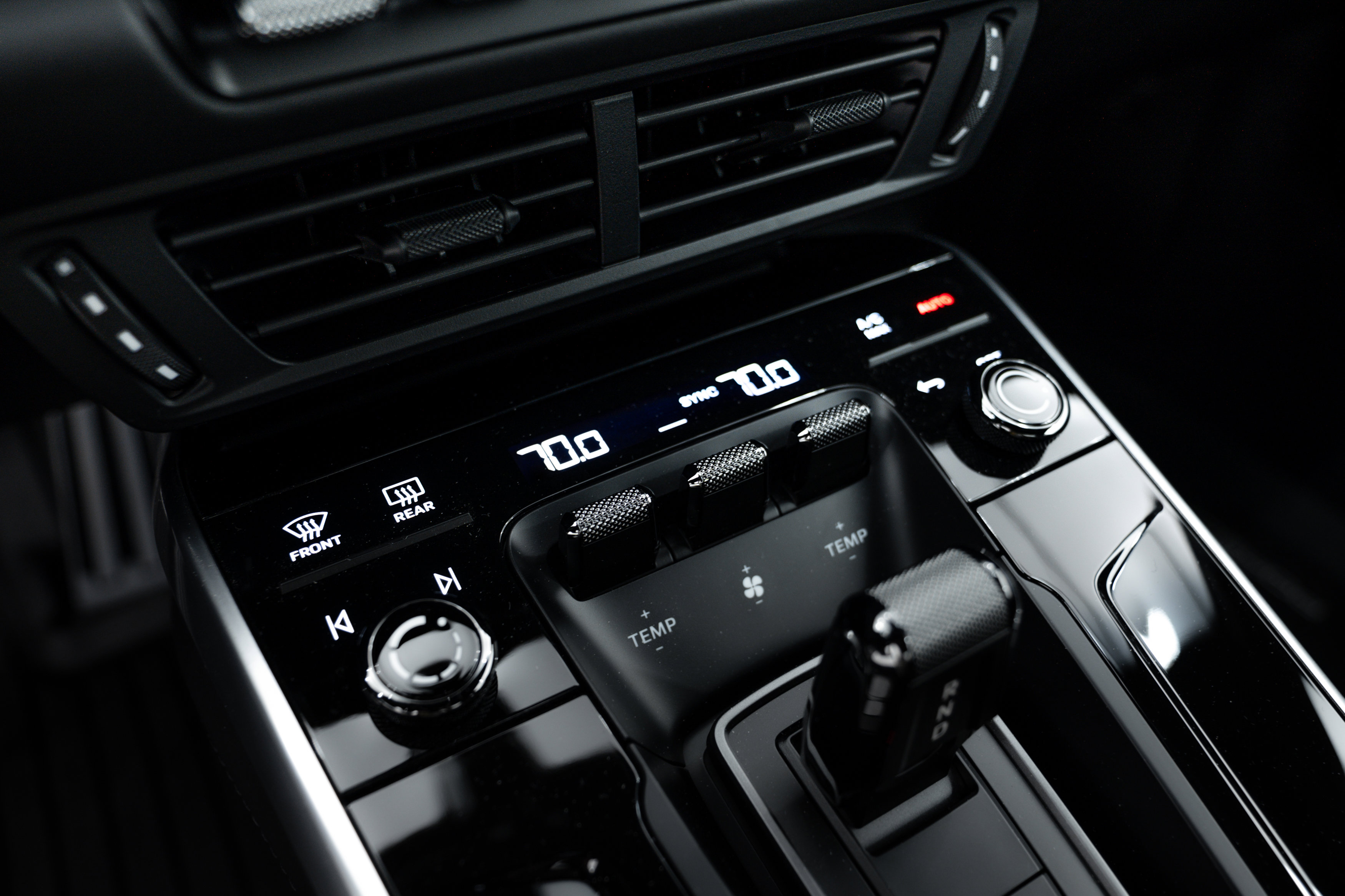 Certified 2025 Porsche 911 Carrera S image 24