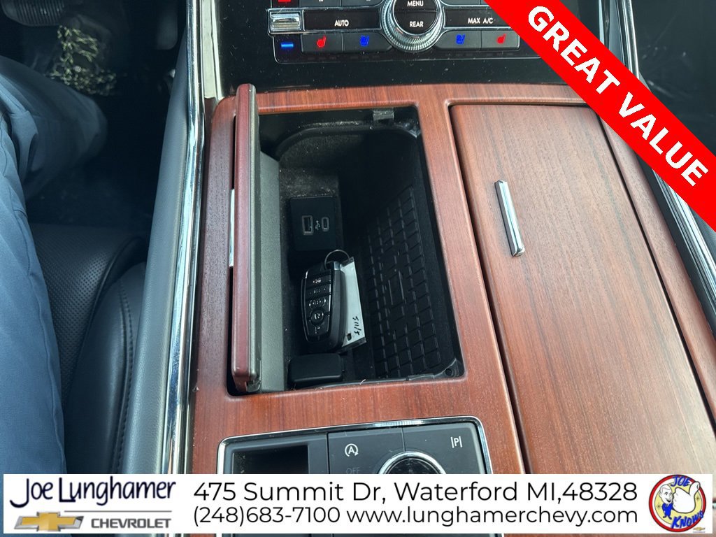 Used 2023 Lincoln Navigator Reserve image 24