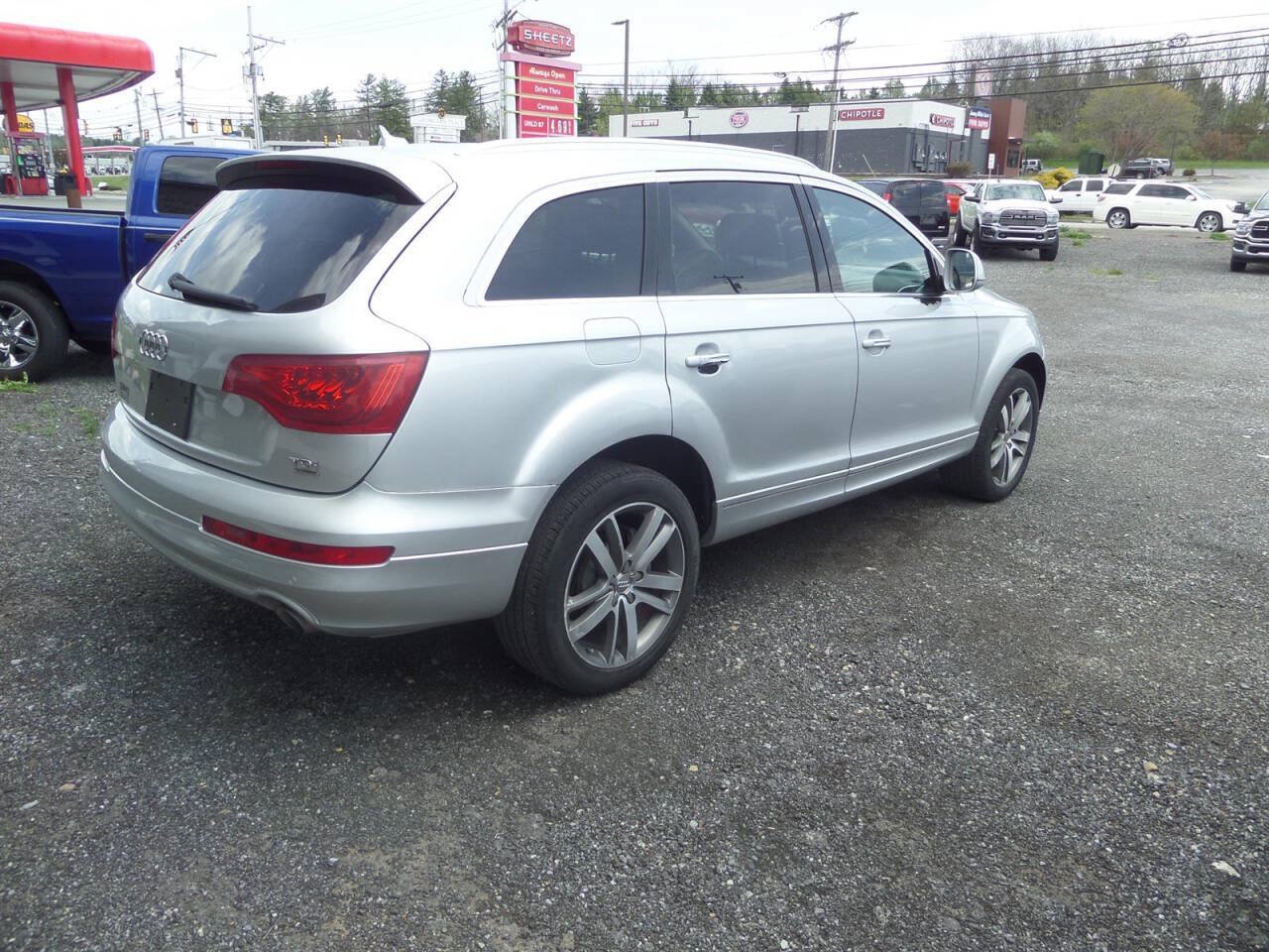 Used 2011 Audi Q7 TDI Premium Plus w/ Premium Plus Pkg AWD/4WD image 4