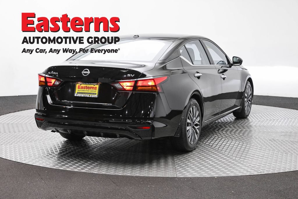 Used 2024 Nissan Altima 2.5 SV FWD image 6