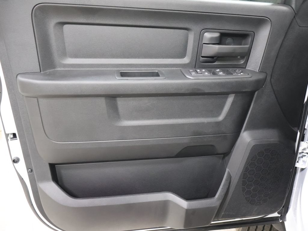New 2026 RAM 5500 Tradesman AWD/4WD image 9