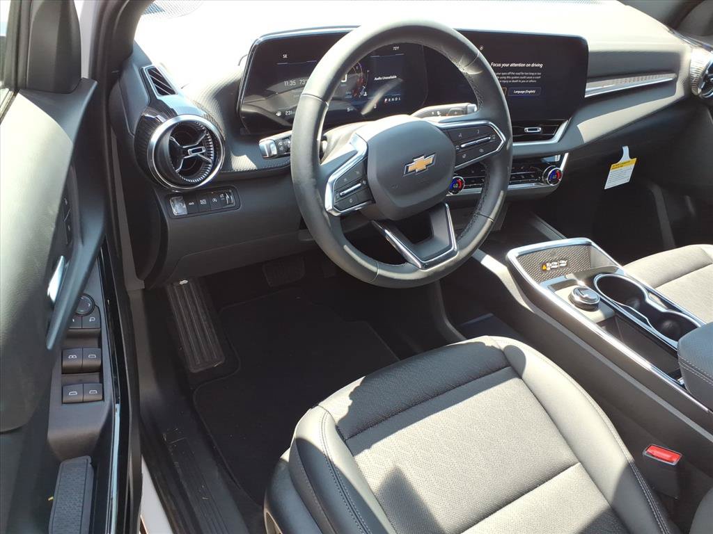 New 2026 Chevrolet Equinox LT w/ Convenience Package II AWD/4WD image 8