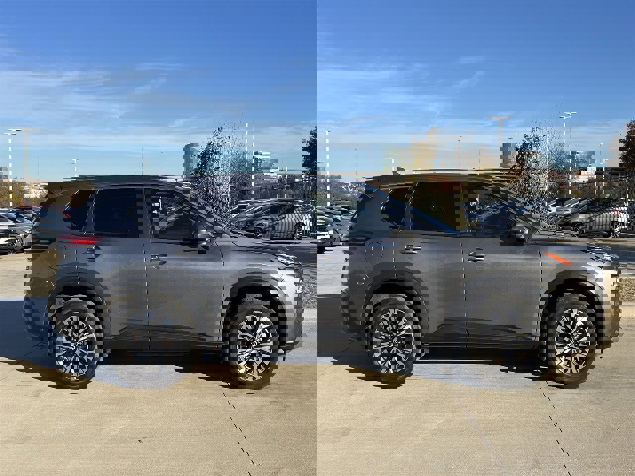 Certified 2023 Nissan Rogue SV image 3