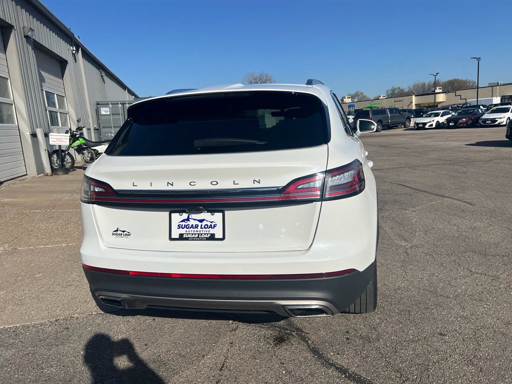 Used 2023 Lincoln Nautilus Reserve AWD/4WD image 5