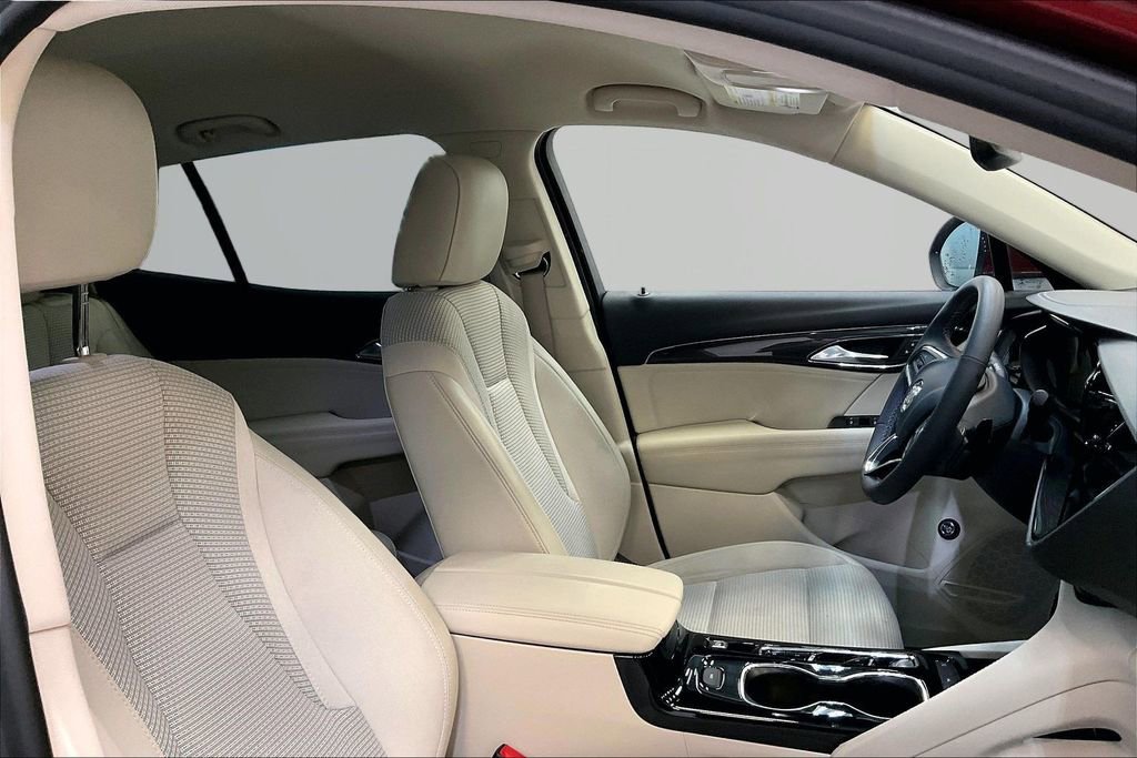 Used 2022 Buick Envision Preferred FWD image 30
