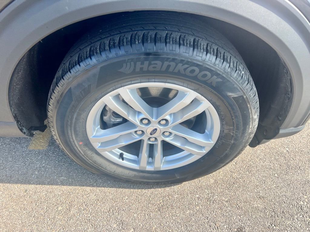 Used 2023 Ford Explorer XLT w/ Equipment Group 202A image 51