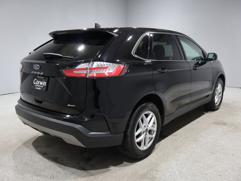 Used 2024 Ford Edge SEL image 2