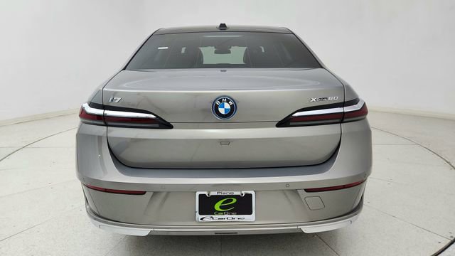 Used 2023 BMW i7 xDrive60 image 10