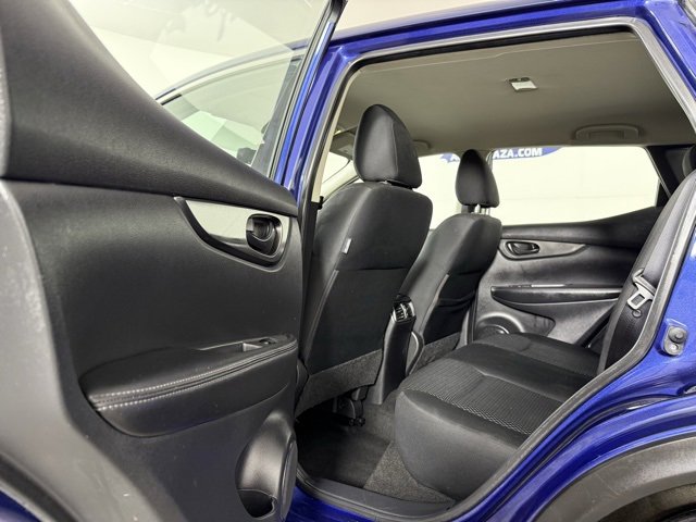 Used 2019 Nissan Rogue Sport S image 12