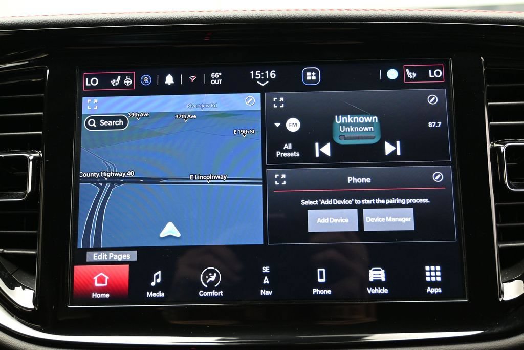 Used 2023 Dodge Durango R/T w/ Tow 'N Go Group AWD/4WD image 31