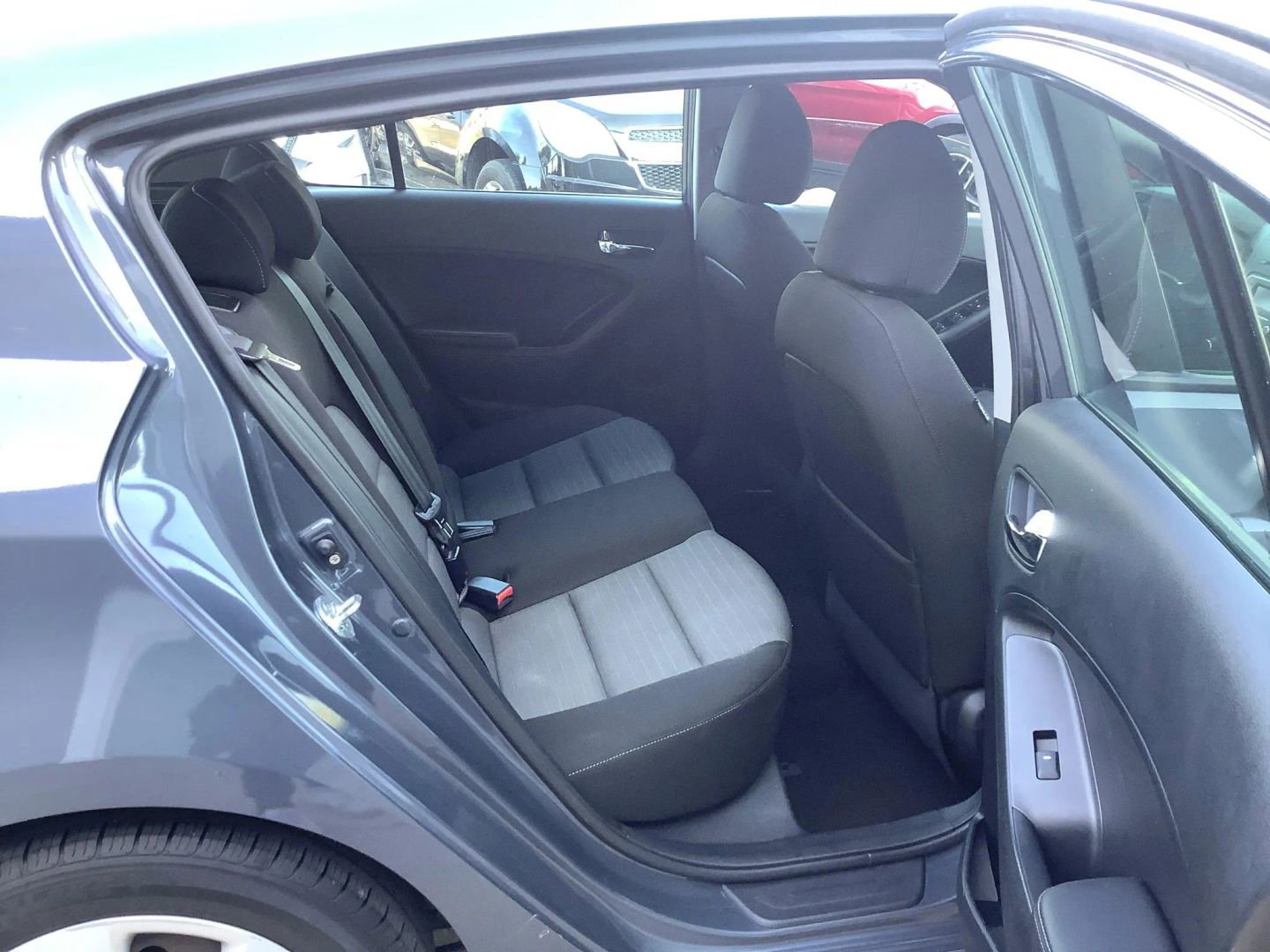 Used 2016 Kia Forte LX image 13