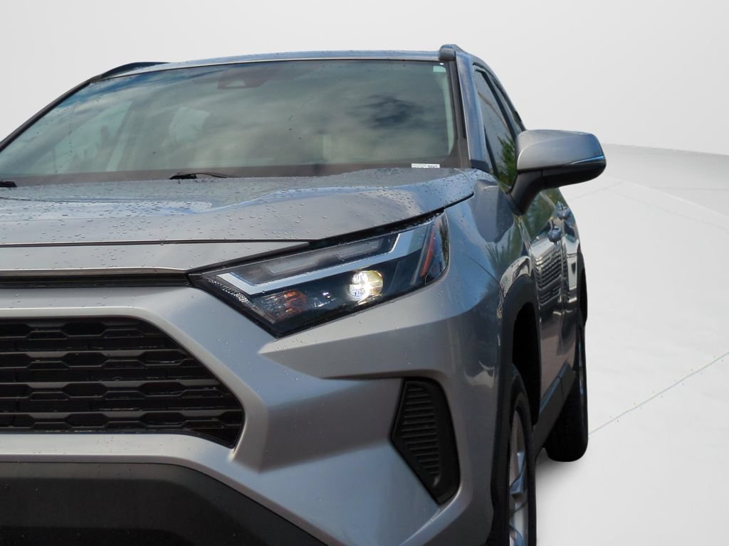 Used 2023 Toyota RAV4 XLE FWD image 24