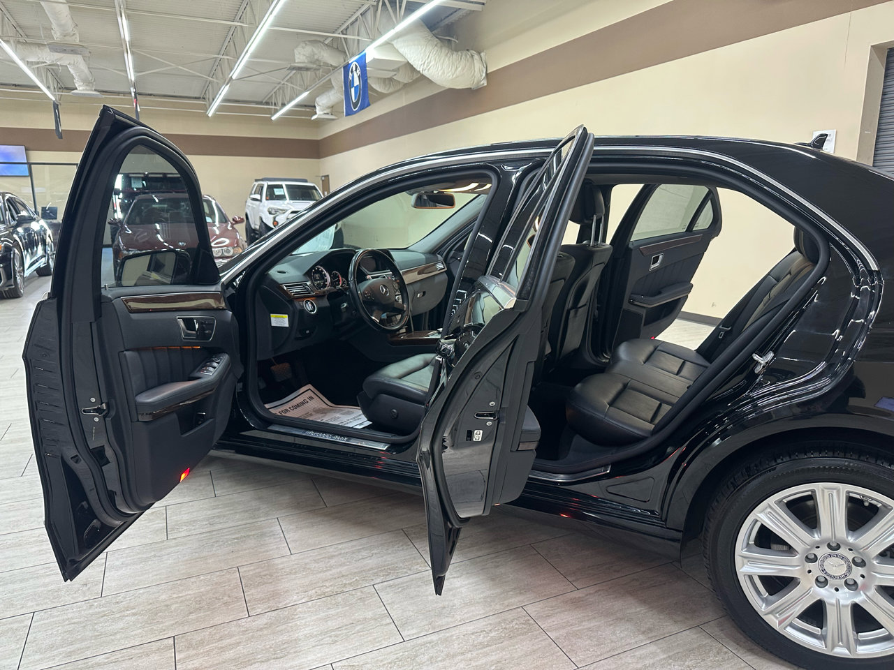 Used 2013 Mercedes-Benz E 350 BlueTEC Sedan image 15