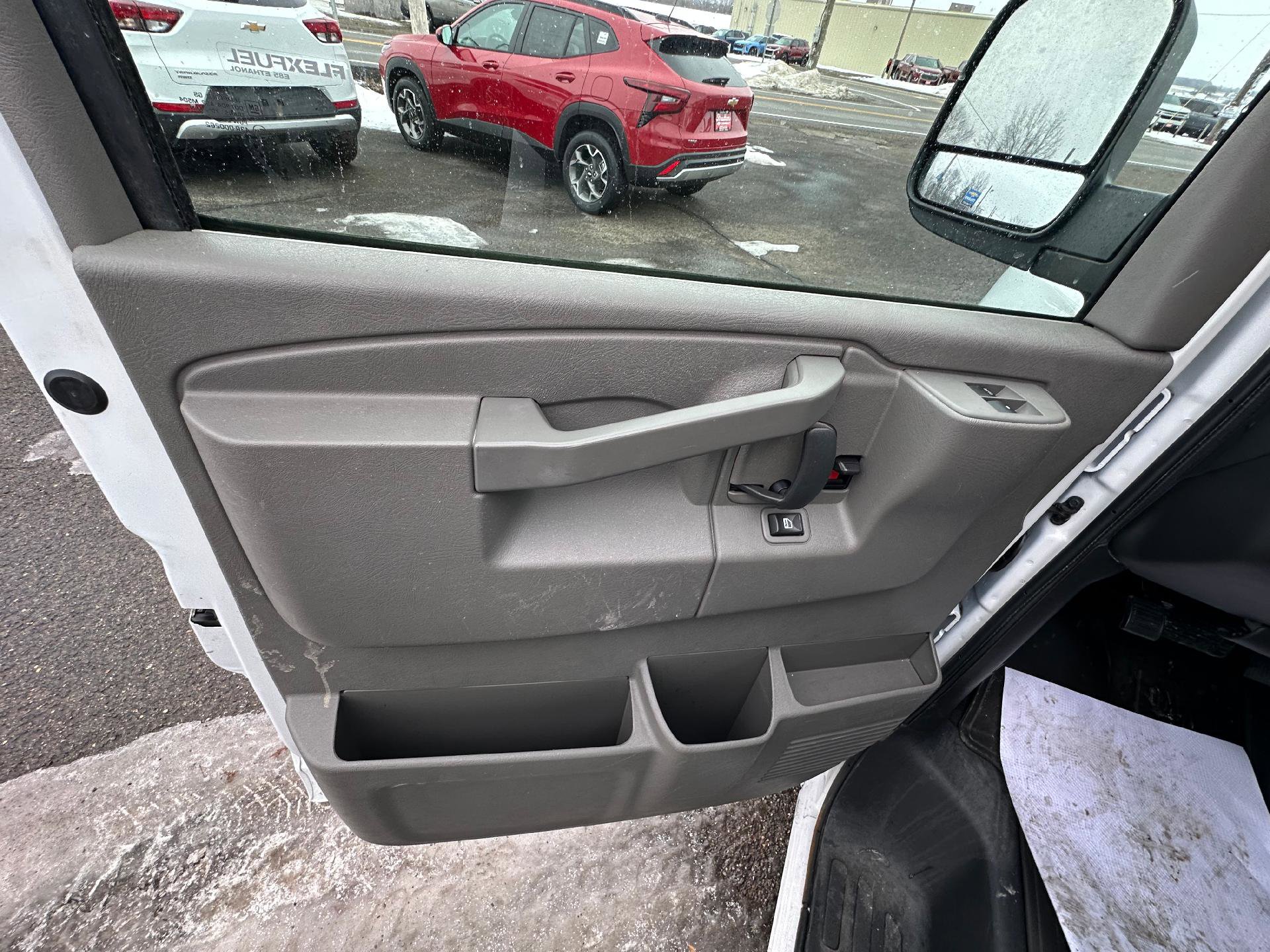 Certified 2016 Chevrolet Express 3500 LT w/ LT Preferred Equipment Group image 14