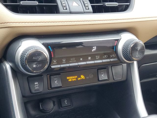 Used 2022 Toyota RAV4 XLE Premium AWD/4WD image 25