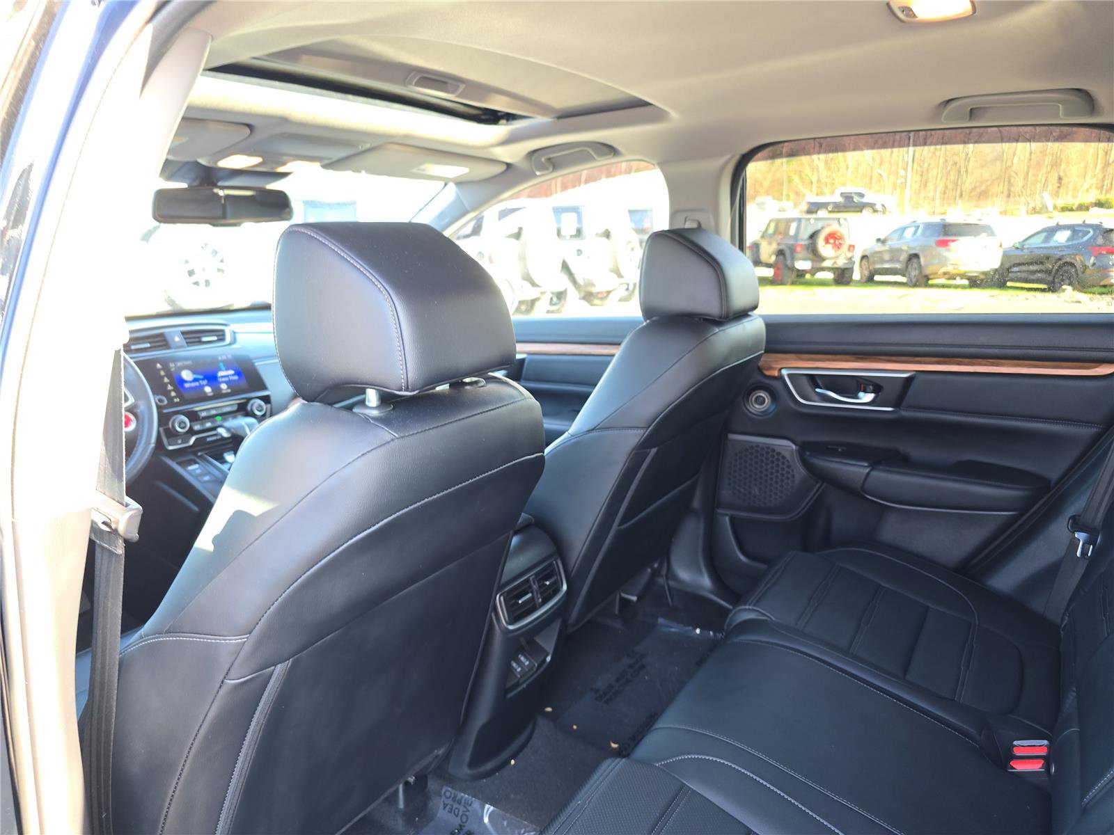 Used 2021 Honda CR-V Touring image 17