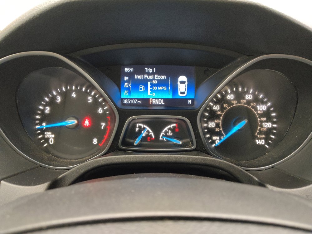 Used 2018 Ford Focus SE w/ Cold Weather Package FWD image 23