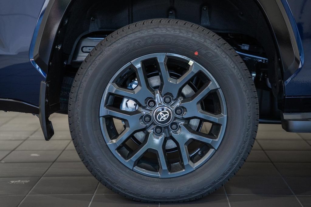 New 2026 Toyota Sequoia Platinum AWD/4WD image 21