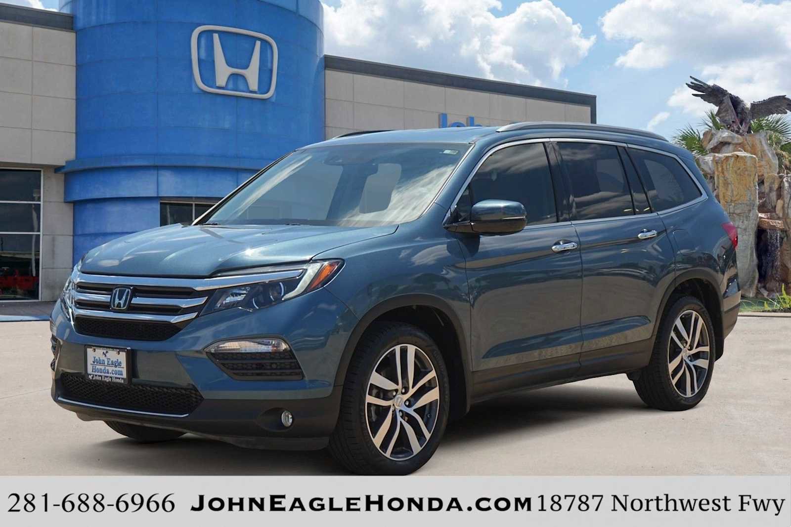 Used 2017 Honda Pilot Elite image 1