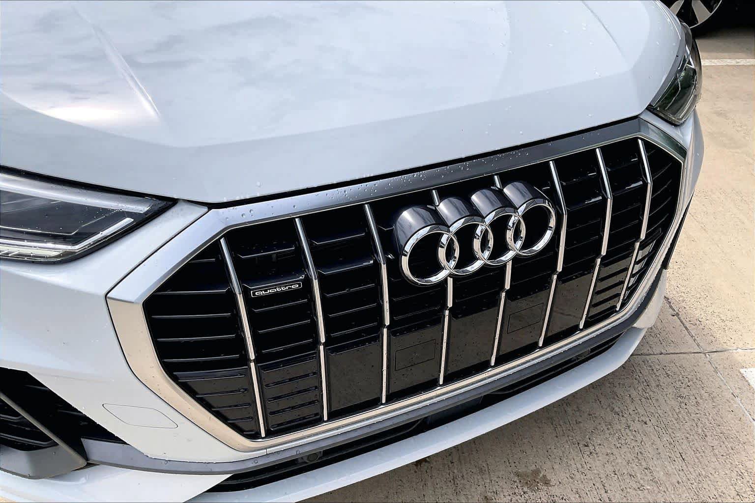 Used 2023 Audi Q3 2.0T Premium w/ Convenience Package AWD/4WD image 29