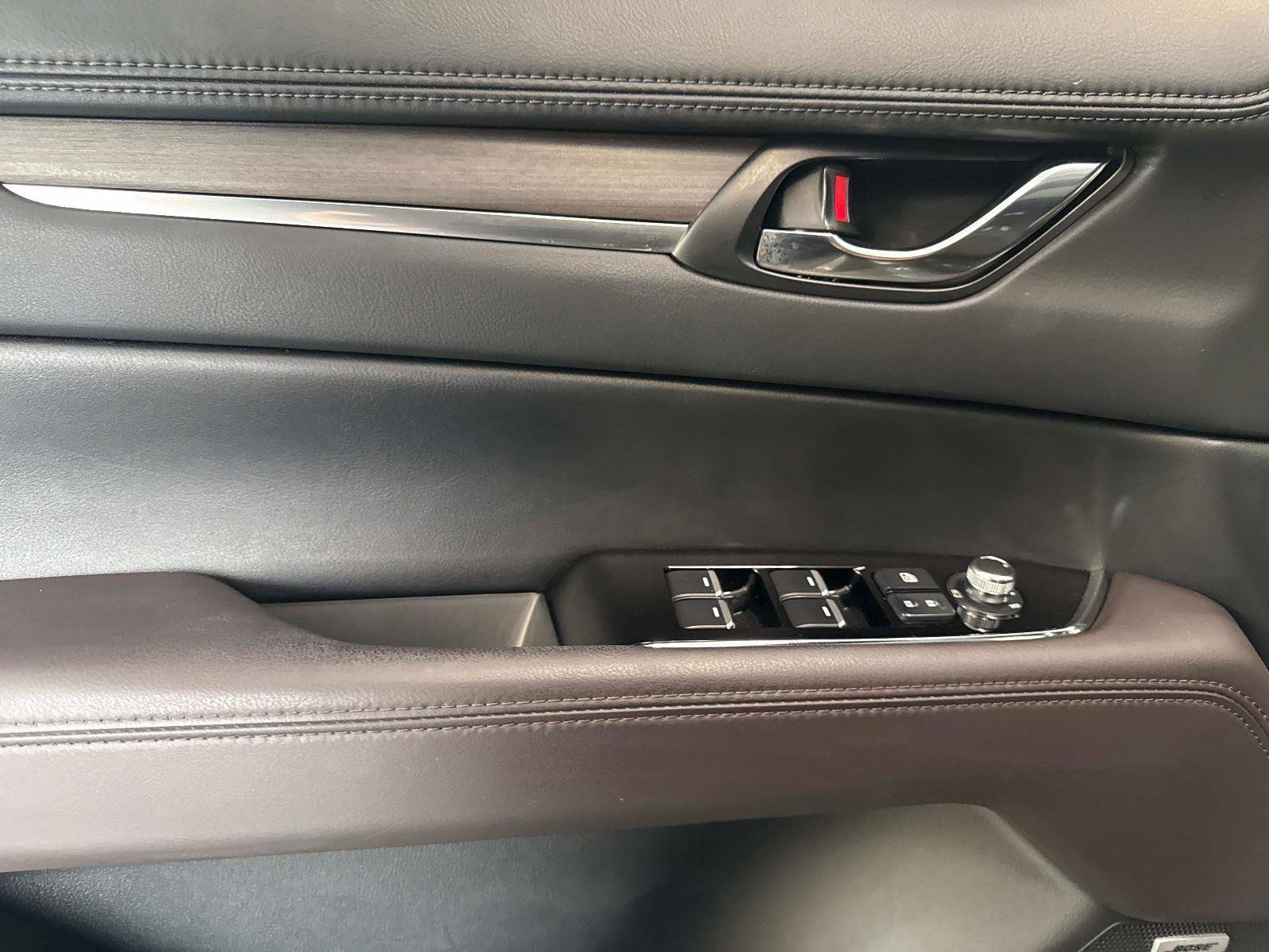 Used 2023 MAZDA CX-5 Signature image 18