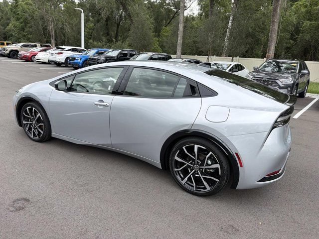 Certified 2026 Toyota Prius Plug-In Hybrid FWD image 4