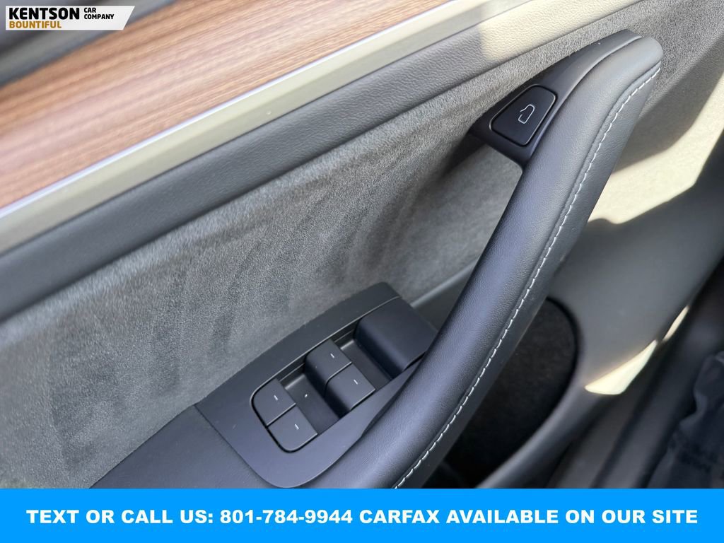 Used 2023 Tesla Model Y Long Range image 19