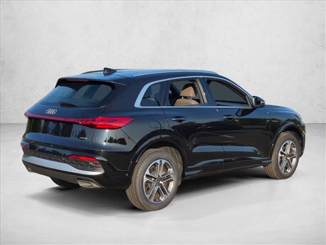 Certified 2025 Audi Q5 Premium w/ Convenience Package AWD/4WD image 5