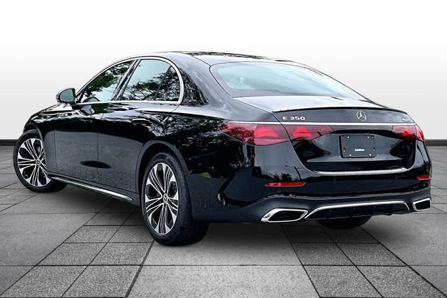 New 2026 Mercedes-Benz E 350 4MATIC Sedan image 3