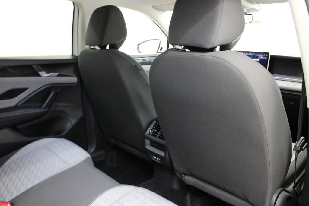Certified 2026 Volkswagen Tiguan S FWD image 19
