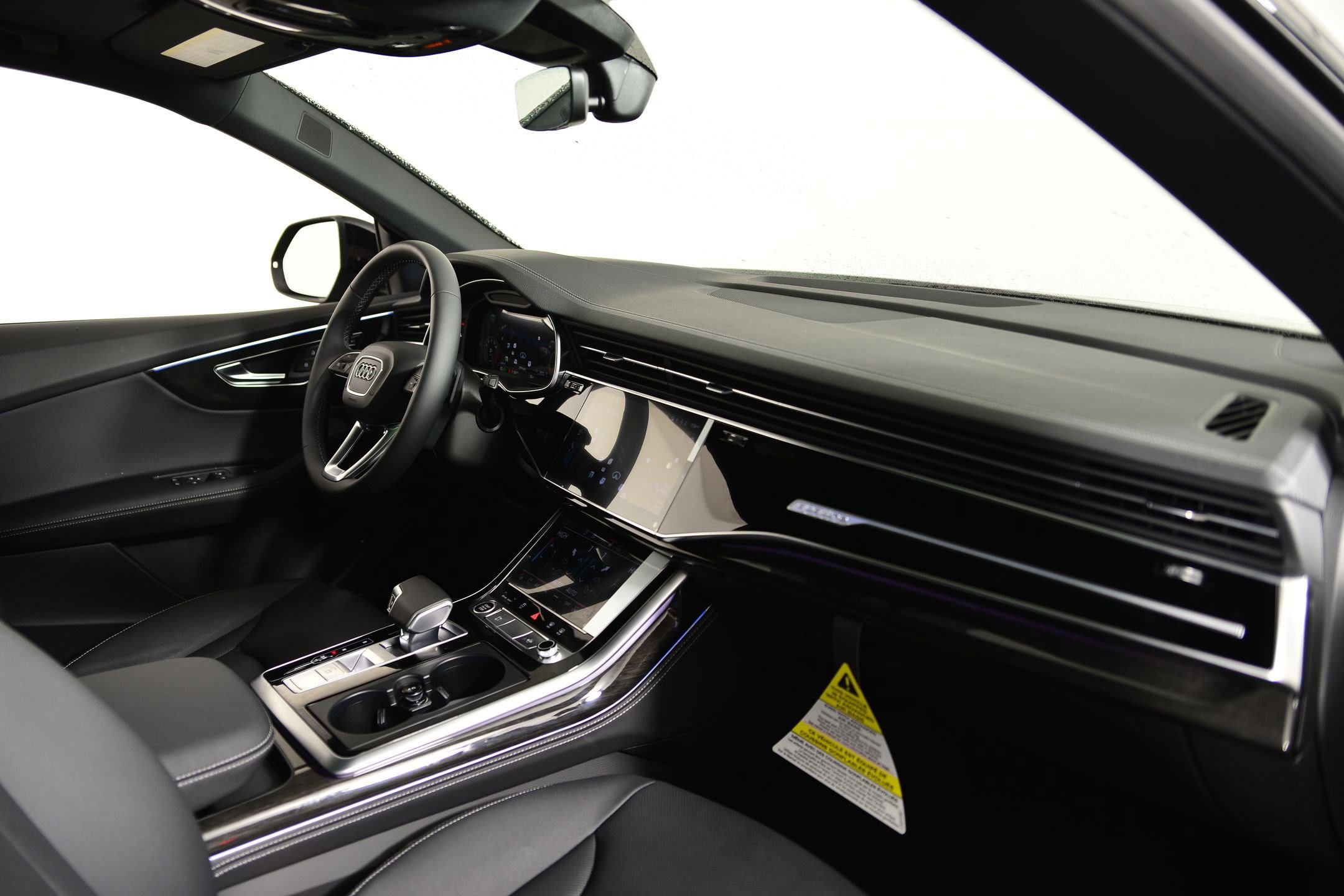 New 2026 Audi Q8 Premium Plus image 18