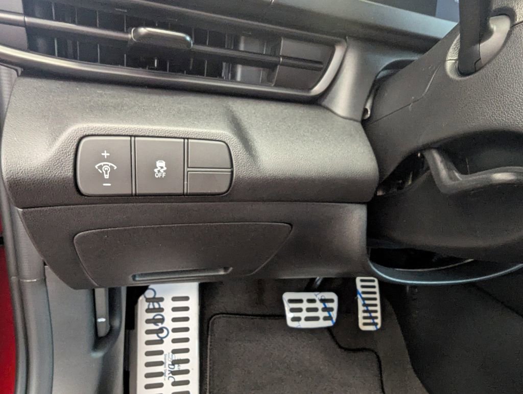 Certified 2026 Hyundai Elantra Sport FWD image 20