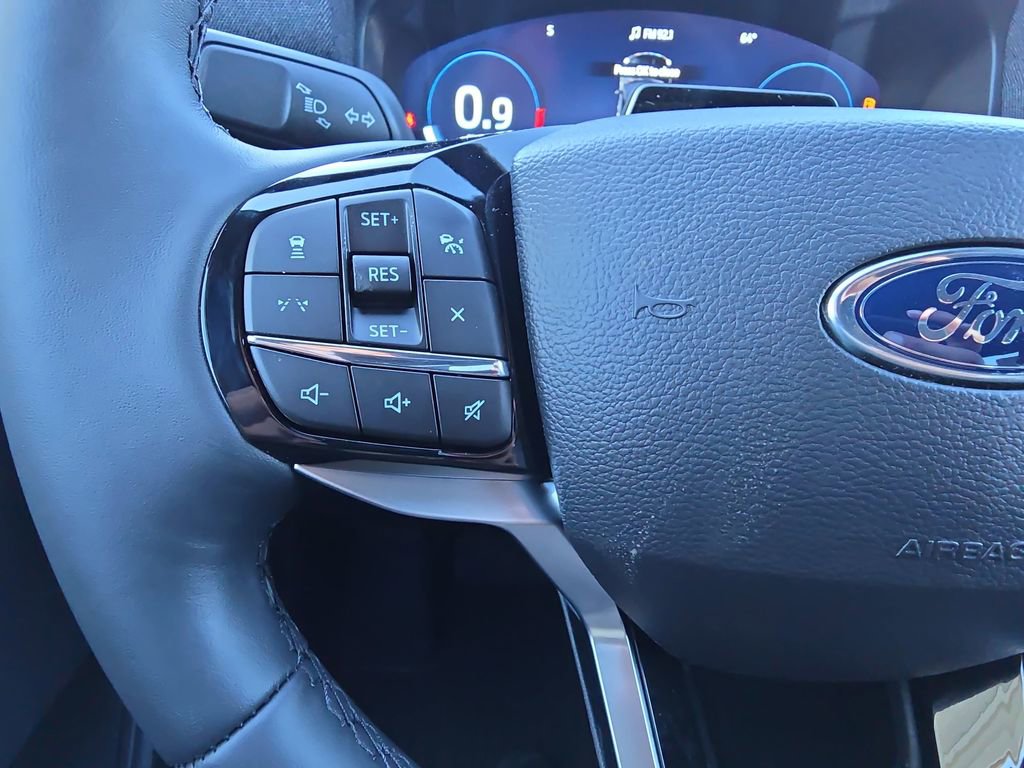 New 2026 Ford Explorer Platinum image 25