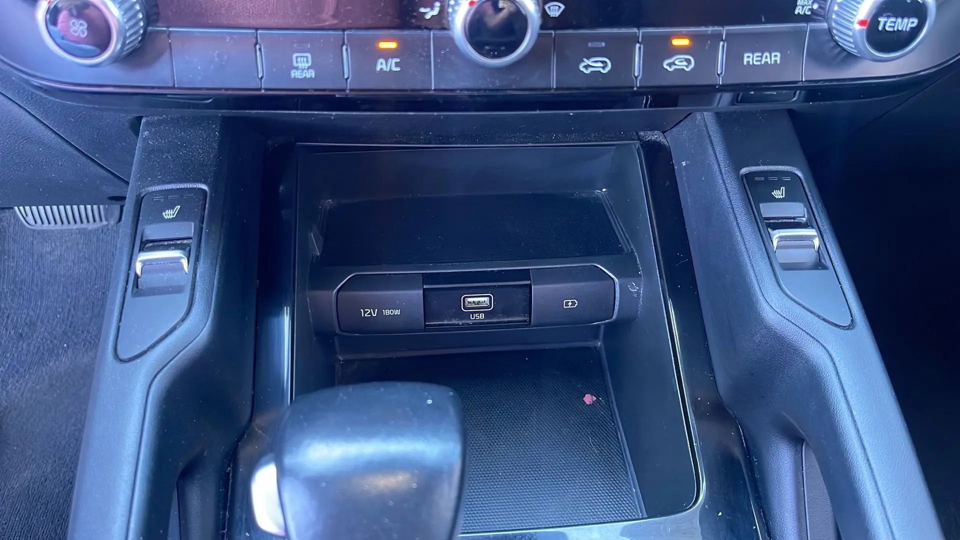 Used 2020 Kia Telluride S w/ S 8 Passenger Seating Package image 14