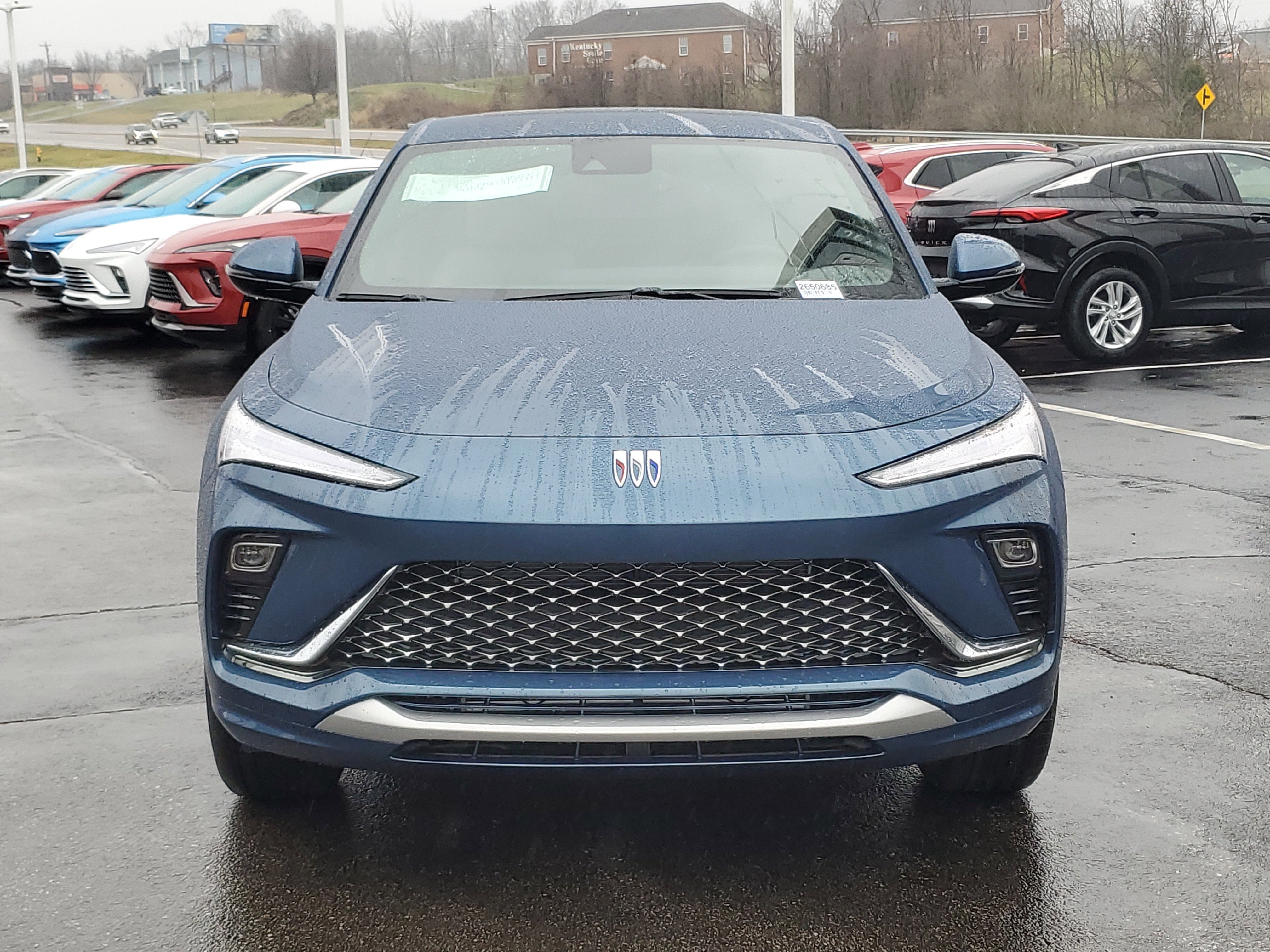 New 2026 Buick Envista Avenir image 2