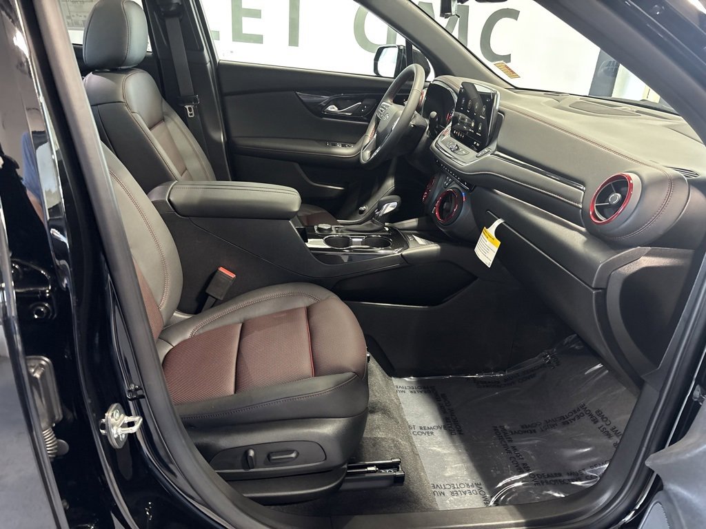 New 2026 Chevrolet Blazer RS image 30