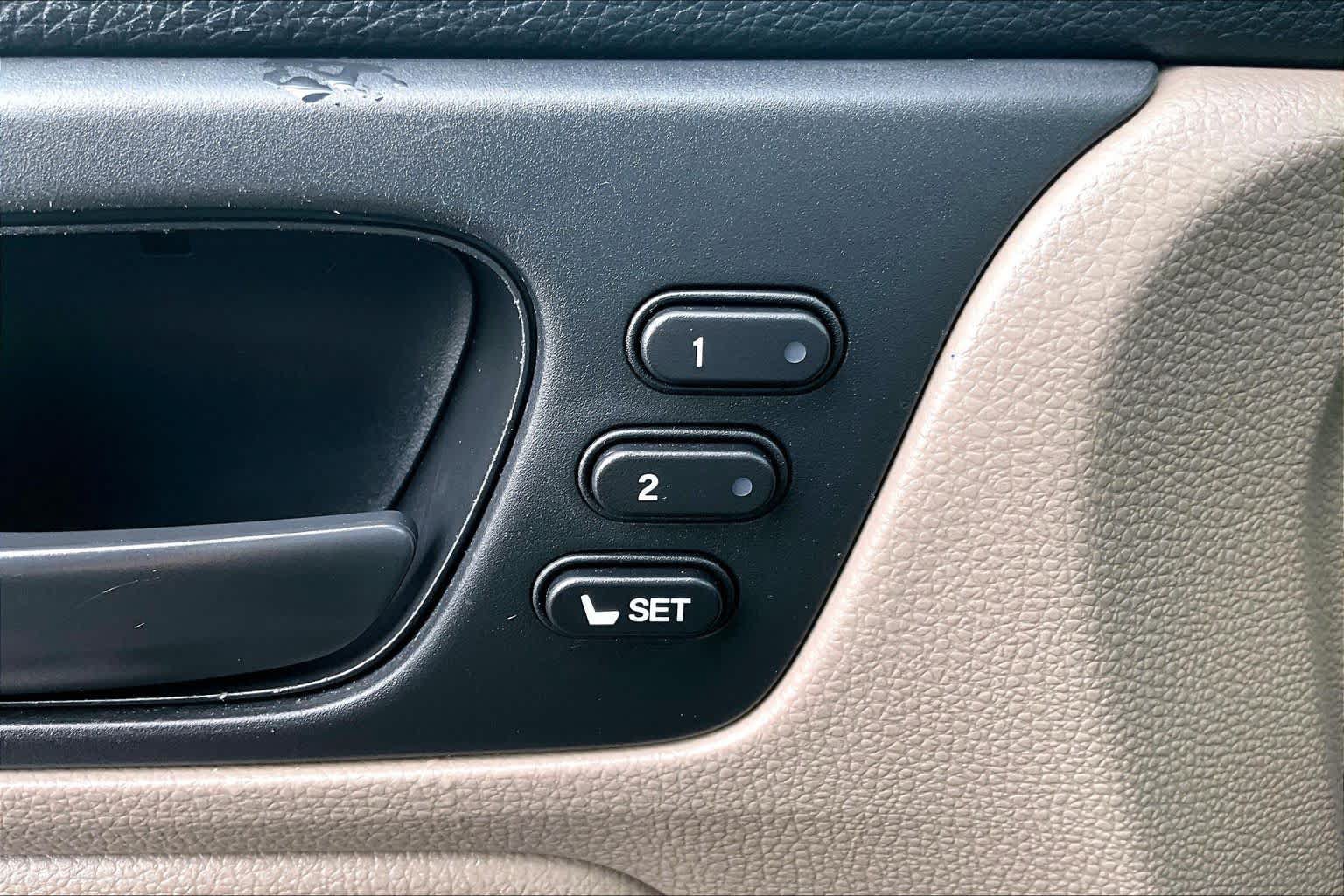 Used 2018 Honda Odyssey EX-L image 31